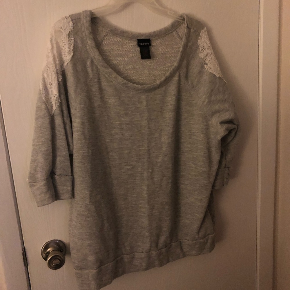 Torrid lace sleeve sweater size 3